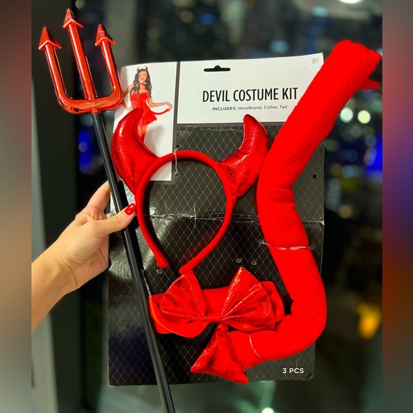 Halloween Devil Costume Kit - Picture 1 of 1